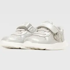 Jak wybrać buty dla rocznego dziecka, aby uniknąć błędów przy zakupie