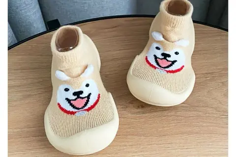 Kiedy kupić dziecku buty do chodzenia, aby nie popełnić błędu?